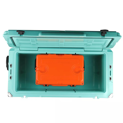 Refrigerador rodado plástico de la caja de hielo de Rotomolded de la prenda impermeable 135QT